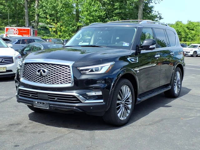 2019 Infiniti QX80 LUXE 4WD photo