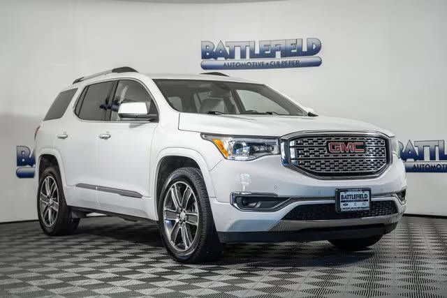 2019 GMC Acadia Denali AWD photo