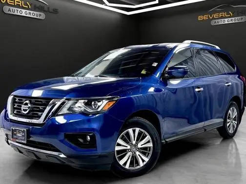 2019 Nissan Pathfinder SL 4WD photo