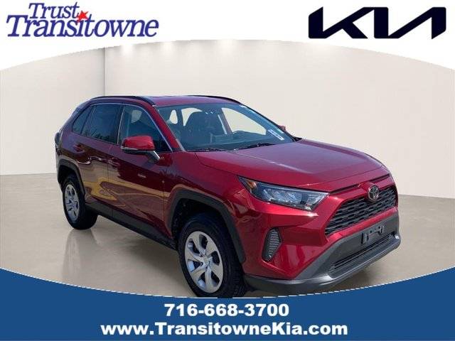 2019 Toyota RAV4 LE AWD photo