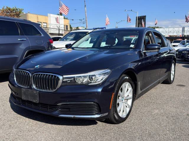 2019 BMW 7 Series 740i xDrive AWD photo