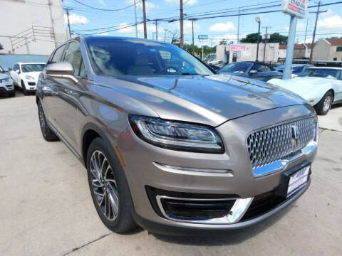 2019 Lincoln Nautilus Reserve FWD photo