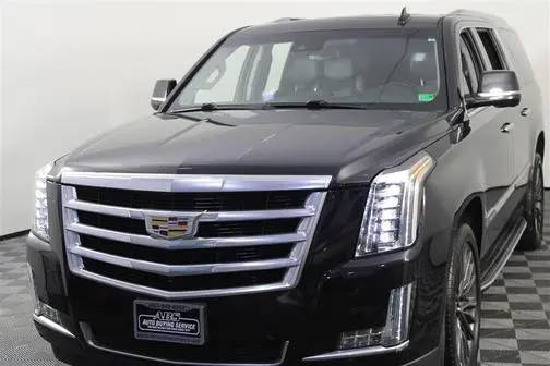 2018 Cadillac Escalade ESV Luxury 4WD photo