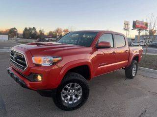 2017 Toyota Tacoma SR5 4WD photo