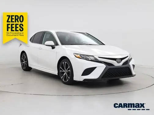 2019 Toyota Camry SE FWD photo