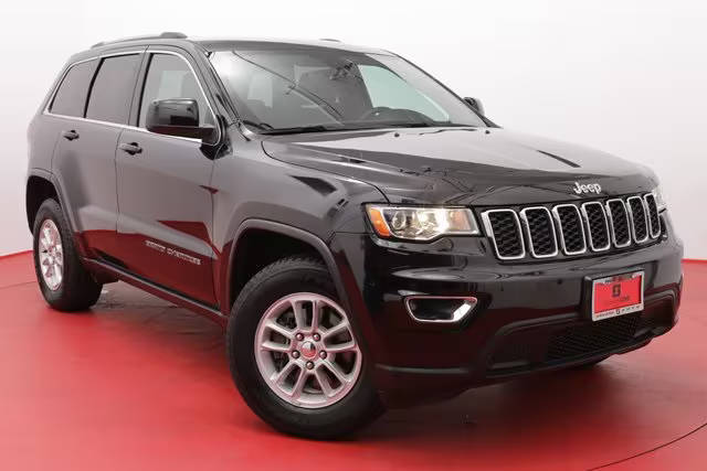 2019 Jeep Grand Cherokee Laredo E 4WD photo