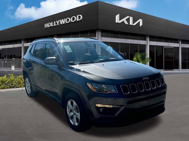 2019 Jeep Compass Latitude FWD photo