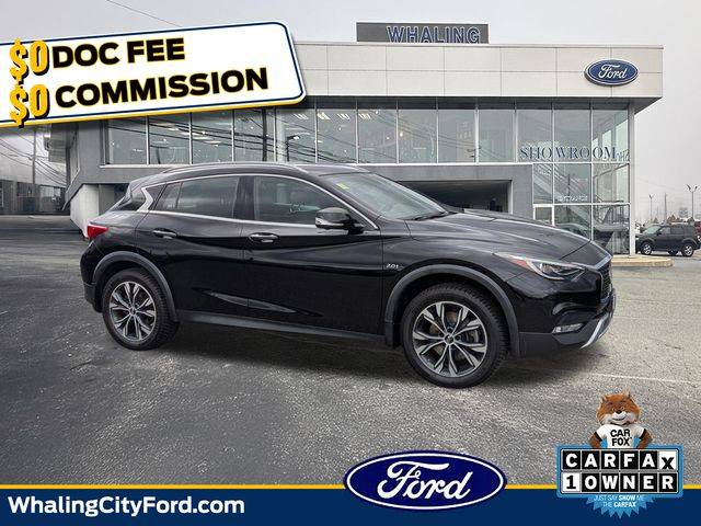 2019 Infiniti QX30 ESSENTIAL AWD photo