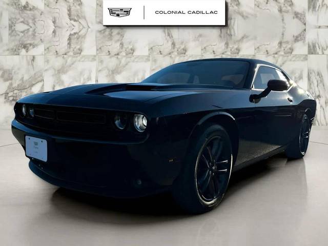 2019 Dodge Challenger SXT AWD photo