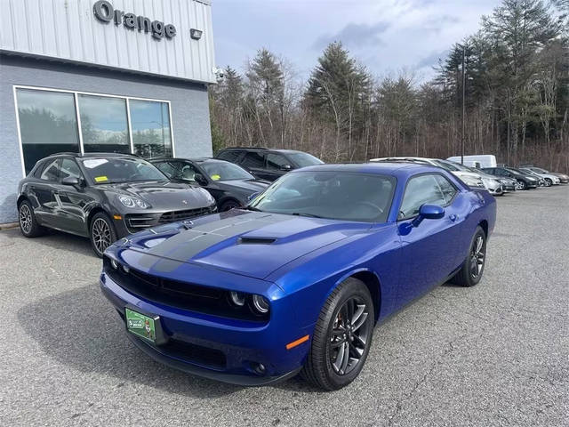 2019 Dodge Challenger SXT AWD photo