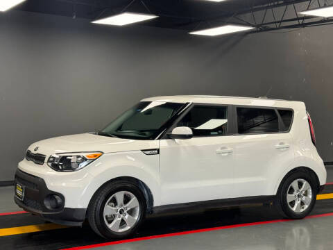 2019 Kia Soul Base FWD photo