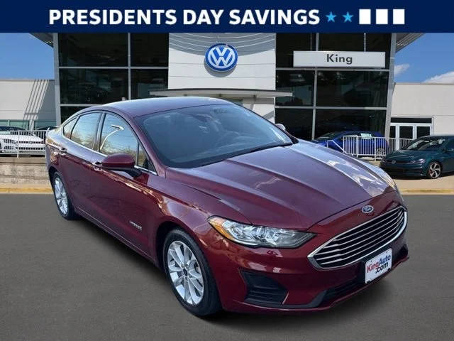 2019 Ford Fusion SE FWD photo