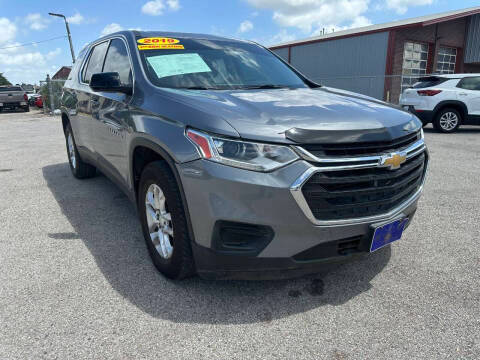 2019 Chevrolet Traverse LS FWD photo
