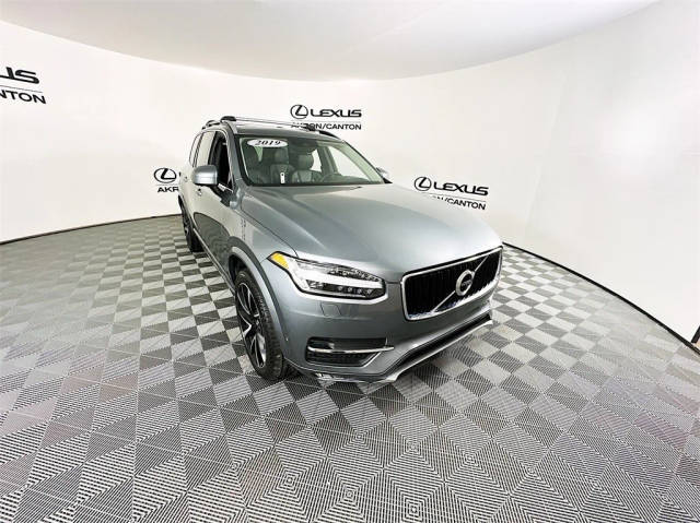 2019 Volvo XC90 Momentum AWD photo