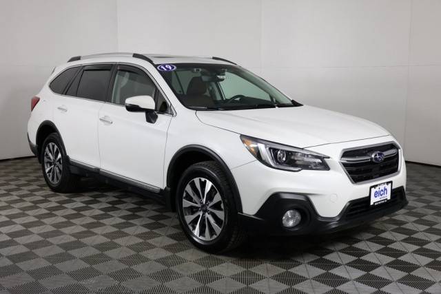 2019 Subaru Outback Touring AWD photo