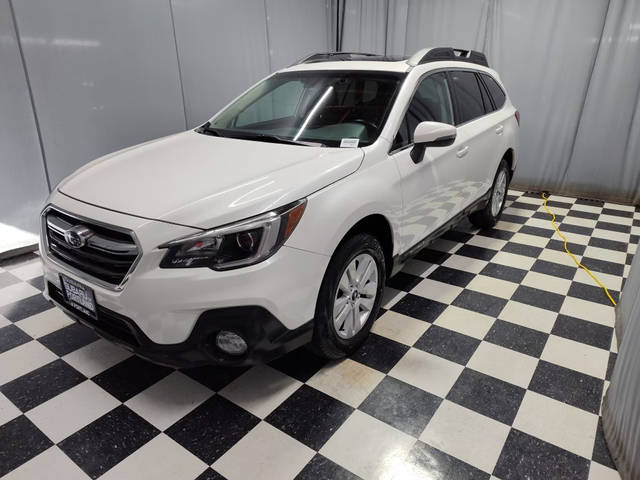 2019 Subaru Outback Premium AWD photo