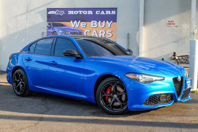 2019 Alfa Romeo Giulia Ti Sport AWD photo