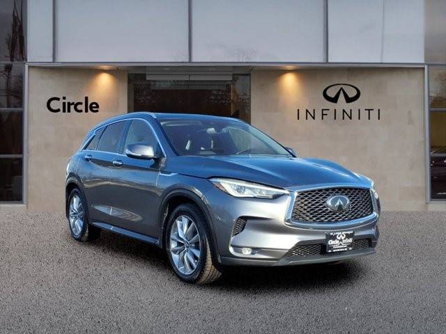 2019 Infiniti QX50 LUXE AWD photo