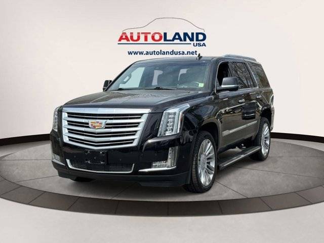 2019 Cadillac Escalade Platinum 4WD photo