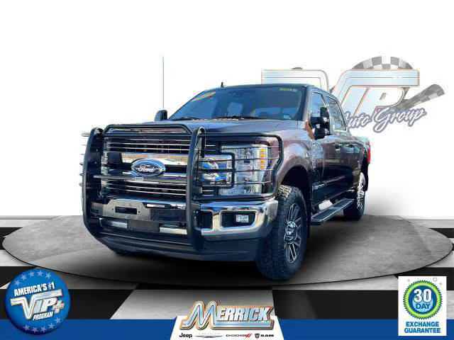 2019 Ford F-350 Super Duty LARIAT 4WD photo