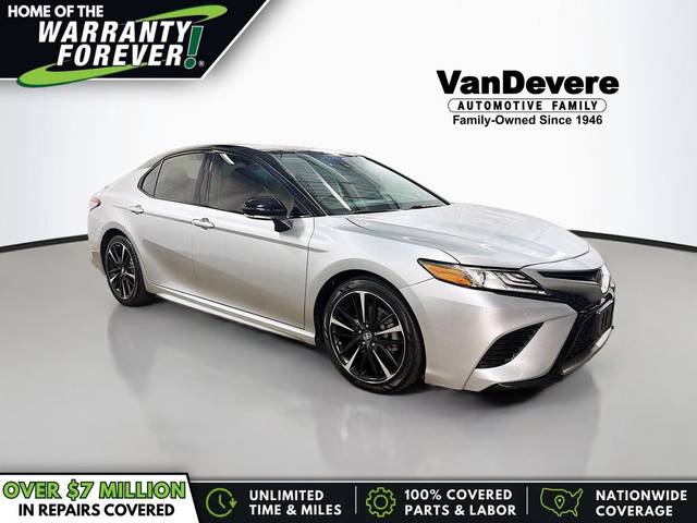 2019 Toyota Camry XSE FWD photo