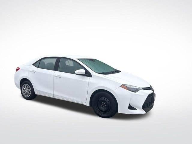 2019 Toyota Corolla LE FWD photo