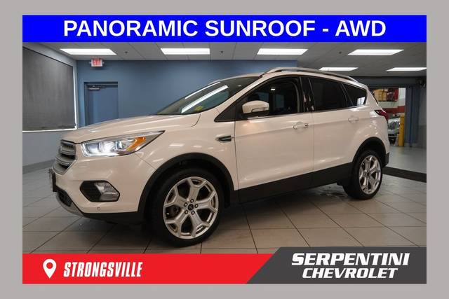 2019 Ford Escape Titanium 4WD photo