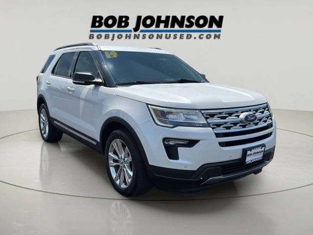 2019 Ford Explorer XLT 4WD photo