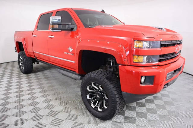2019 Chevrolet Silverado 2500HD LTZ 4WD photo