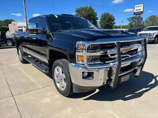 2019 Chevrolet Silverado 2500HD LTZ 4WD photo