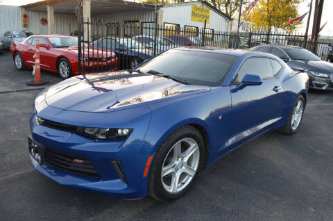 2019 Chevrolet Camaro 1LT RWD photo