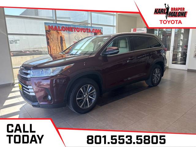 2019 Toyota Highlander XLE AWD photo