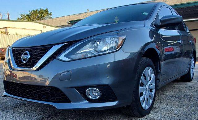 2018 Nissan Sentra S FWD photo