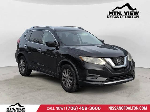 2019 Nissan Rogue SV FWD photo