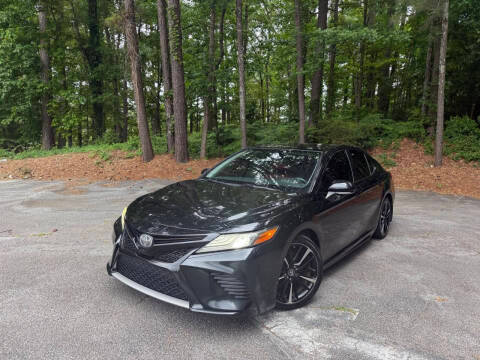 2019 Toyota Camry XSE FWD photo