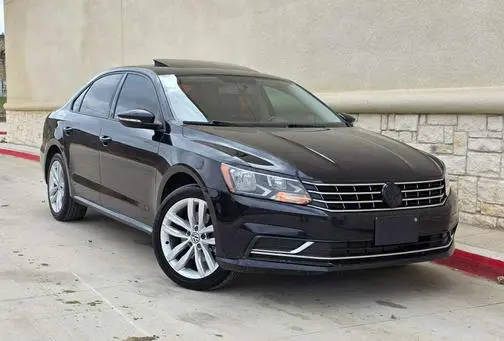 2019 Volkswagen Passat 2.0T Wolfsburg Edition FWD photo