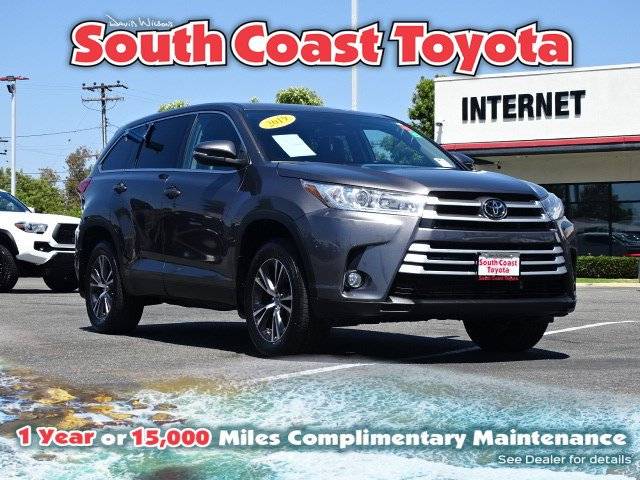 2019 Toyota Highlander LE Plus AWD photo