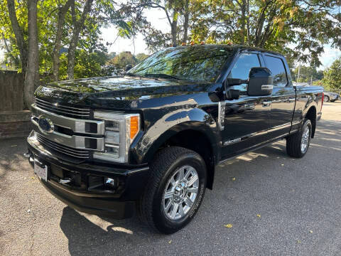 2019 Ford F-350 Super Duty Limited 4WD photo