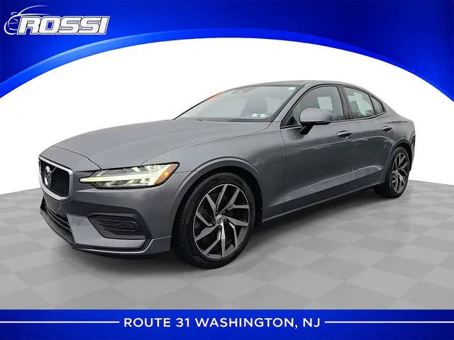 2019 Volvo S60 Momentum AWD photo
