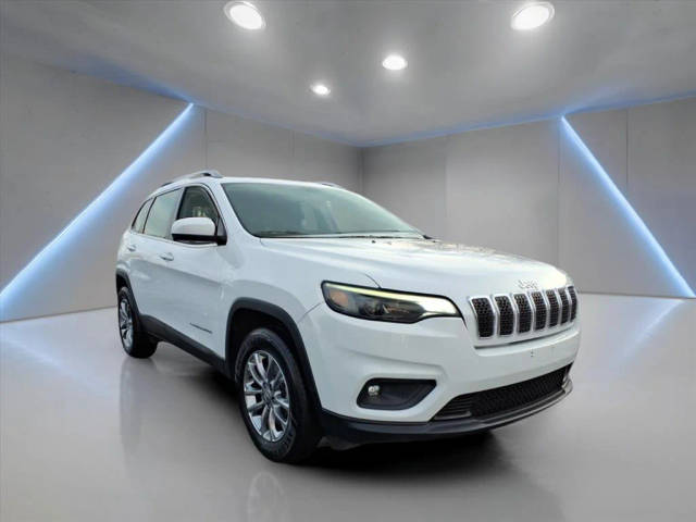 2019 Jeep Cherokee Latitude Plus 4WD photo