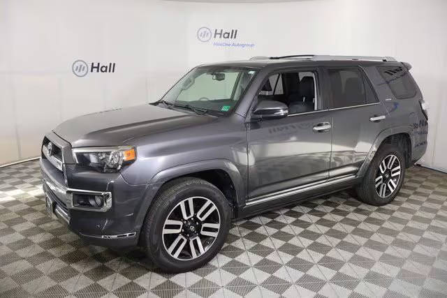2019 Toyota 4Runner Limited 4WD photo