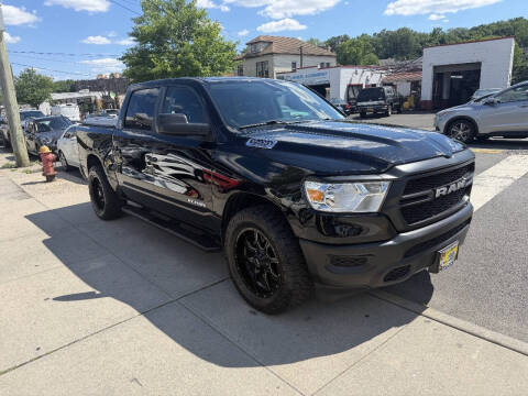 2019 Ram 1500 Tradesman 4WD photo