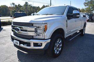 2019 Ford F-250 Super Duty LARIAT 4WD photo