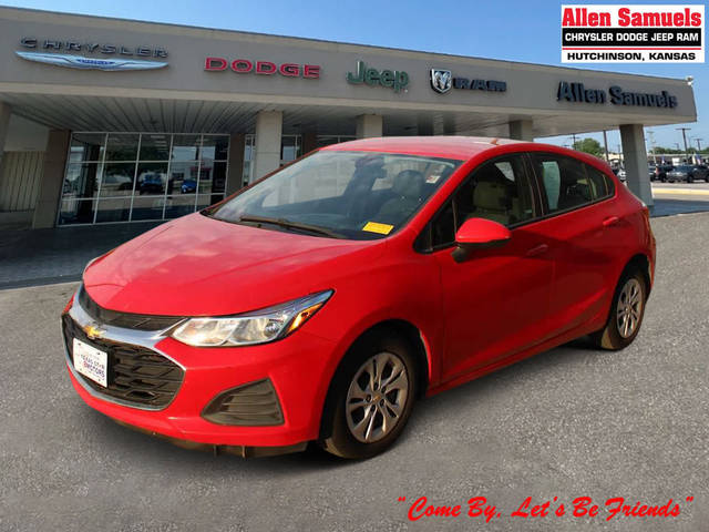 2019 Chevrolet Cruze LS FWD photo