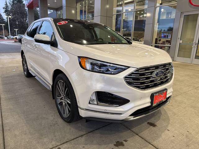 2019 Ford Edge Titanium AWD photo