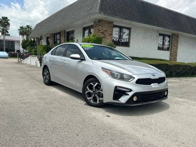 2019 Kia Forte LXS FWD photo