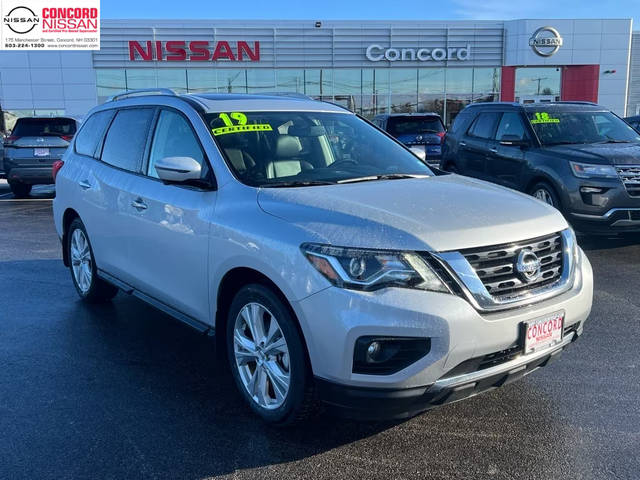 2019 Nissan Pathfinder SL 4WD photo