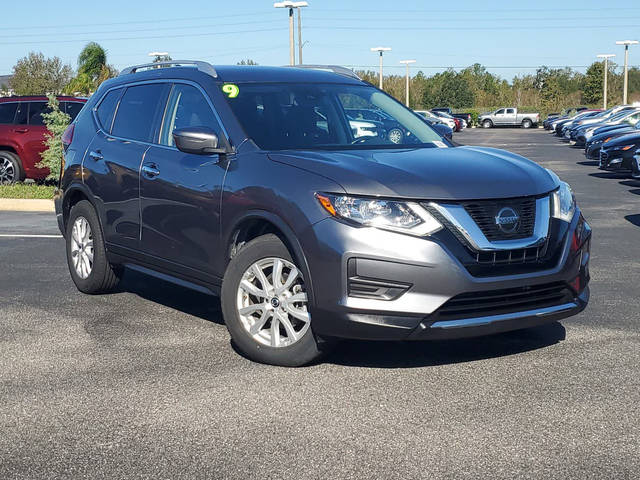 2019 Nissan Rogue SV FWD photo