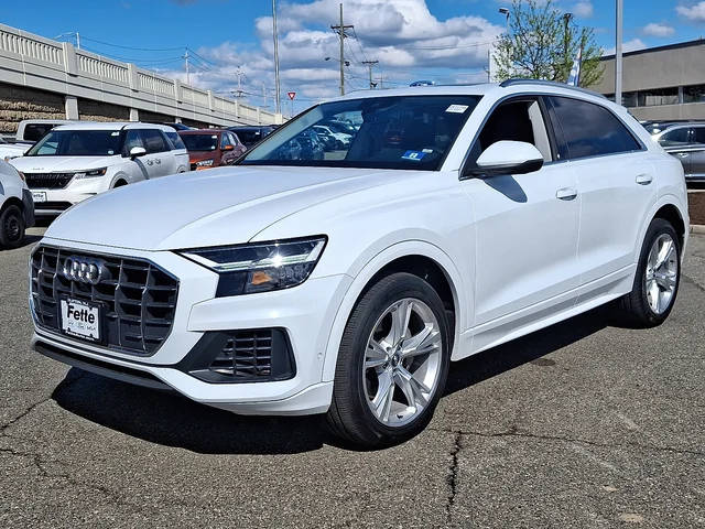 2019 Audi Q8 Premium Plus AWD photo