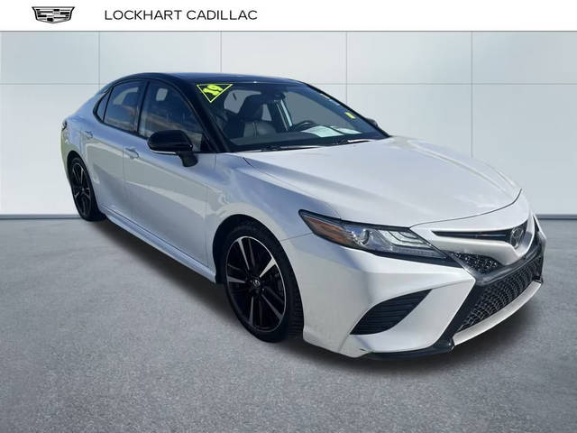 2019 Toyota Camry XSE FWD photo